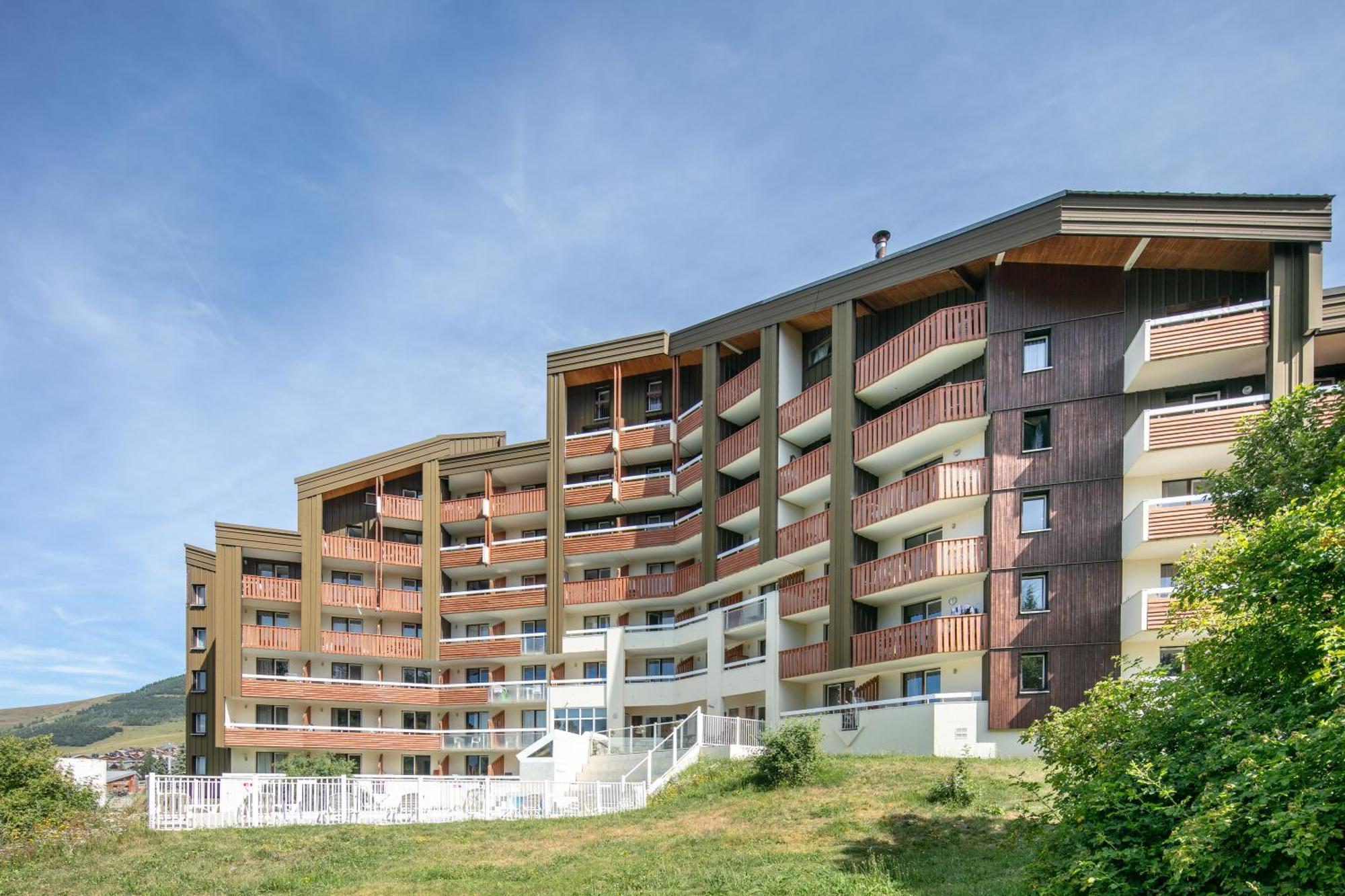 אלפה ד'הואז Residence Pierre & Vacances Les Bergers מראה חיצוני תמונה